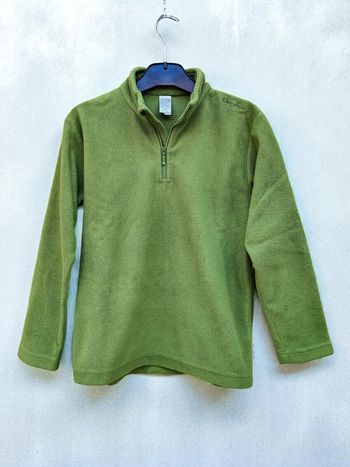 Pull Polaire garçon 8 ans  hiver très bon état
