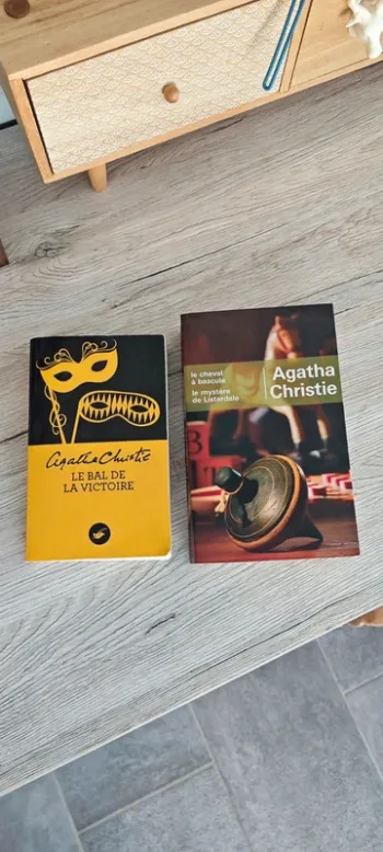 Lot de livres Agatha Christie