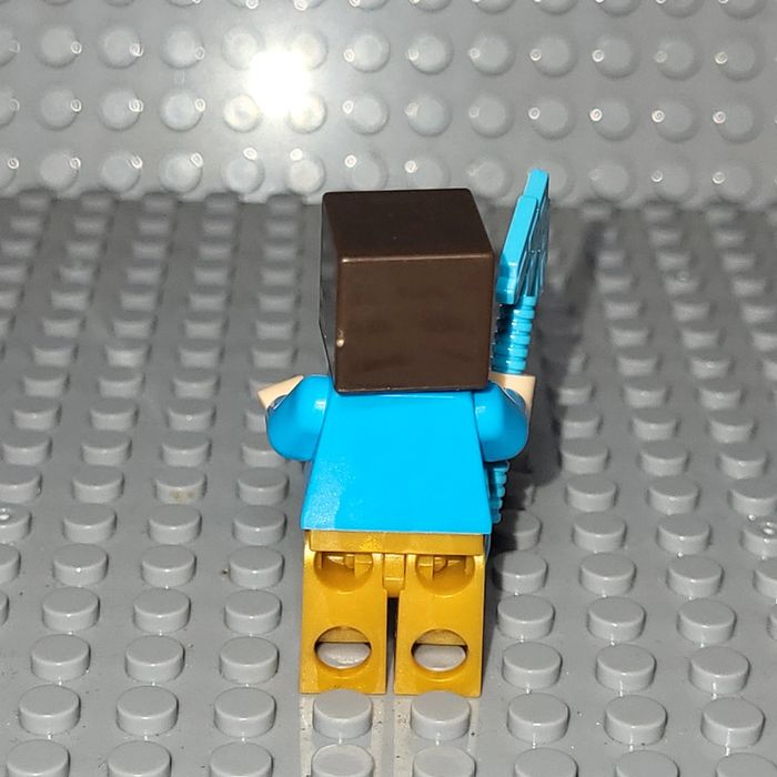 Minifigure / Figurine 🎮 Minecraft  - Steve 🟫 - photo numéro 3