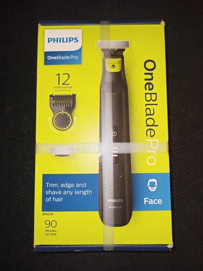 Neuf Philips Tondeuse à Barbe OneBlade Pro QP6530 Neuve