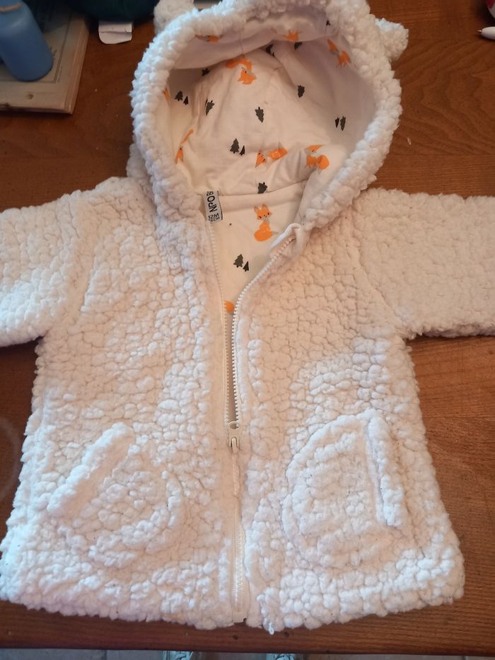 Veste avec capuche