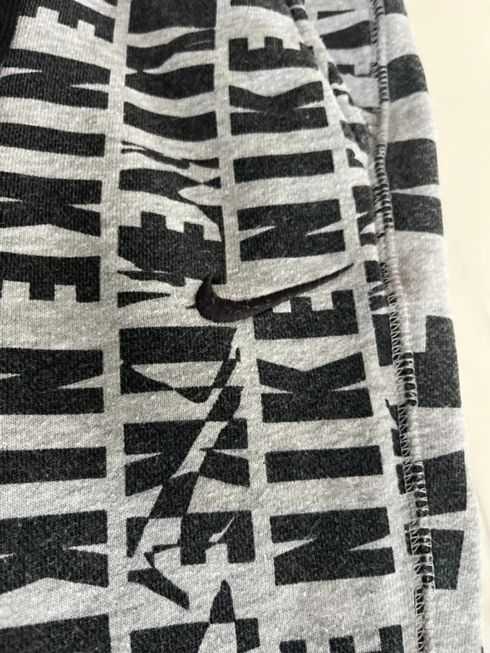 Pantalon jogging Nike taille XS - photo numéro 4