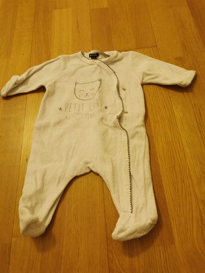 Pyjama 3 mois - photo numéro 3