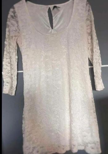 Robe  blanche M 38  dentelle femme