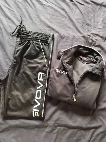 Ensemble jogging survêtement homme givova M