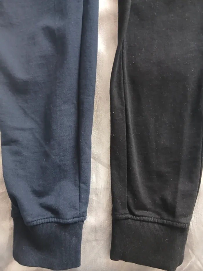 Lot de 2 joggings neufs XS /14 ANS - photo numéro 4