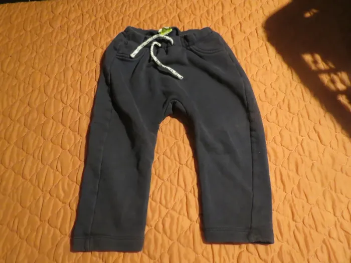 Pantalon taille 2 ans garçon - photo numéro 2