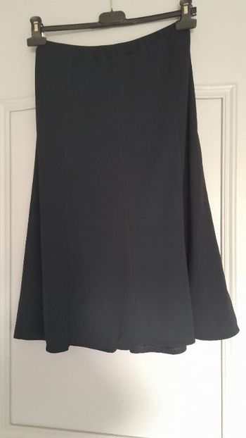 Jupe noire Godet  élastique à  la taille