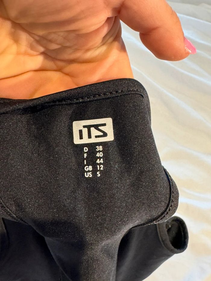 Brassière intersport neuve - photo numéro 3