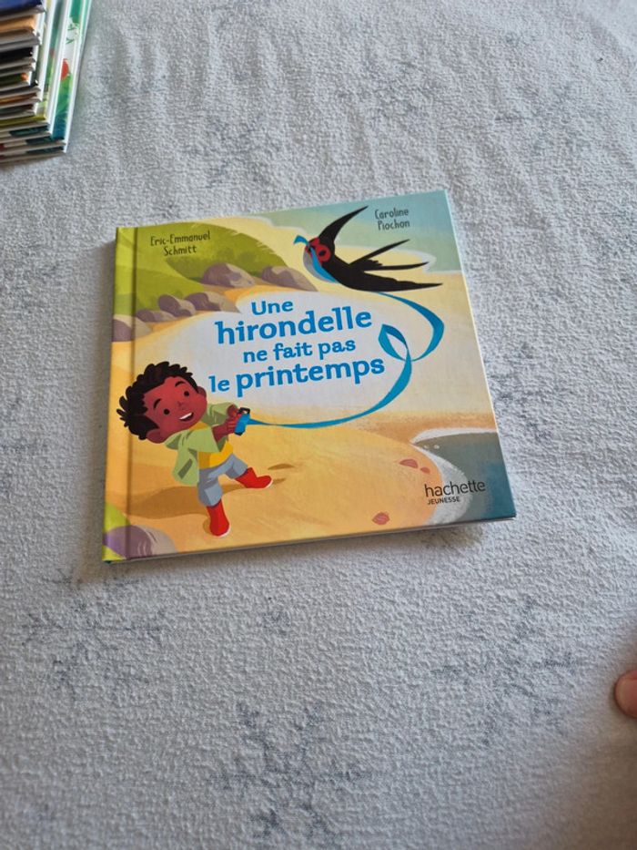 Livre mcdo une hirondelle ne fait pas le printemps
