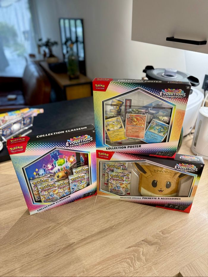 [NEUF] Lot de coffret Pokémon EV8.5, accessoires, poster, classeur