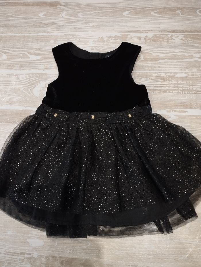 Robe de soirée taille 6 mois - photo numéro 2