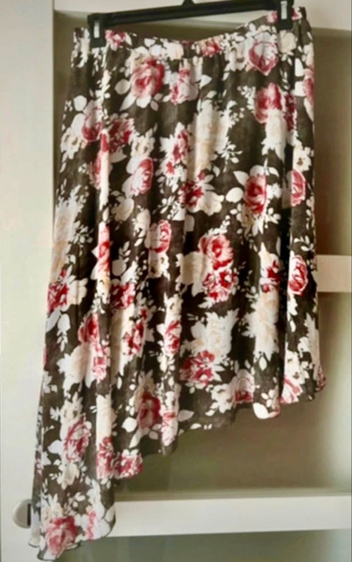 Jupe fleurie