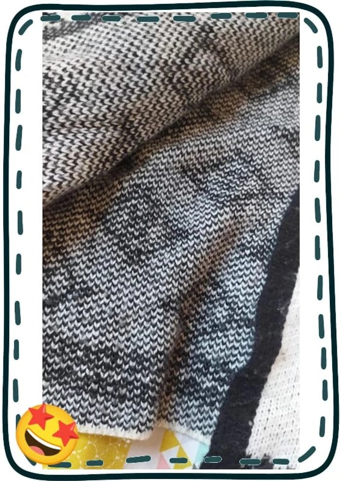 Veste chaude motifs ethniques noir et blanche 24 mois - photo numéro 4