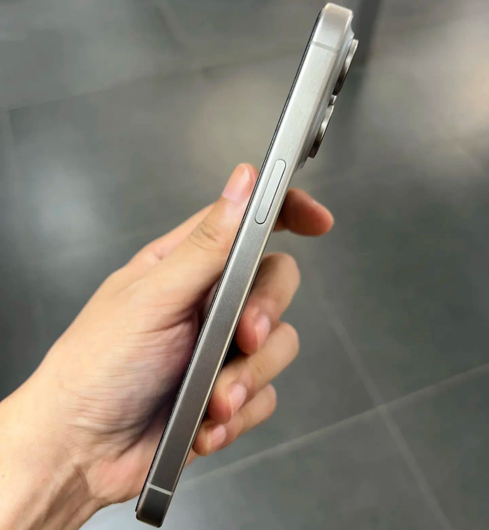 Iphone -15-pro-max - photo numéro 4