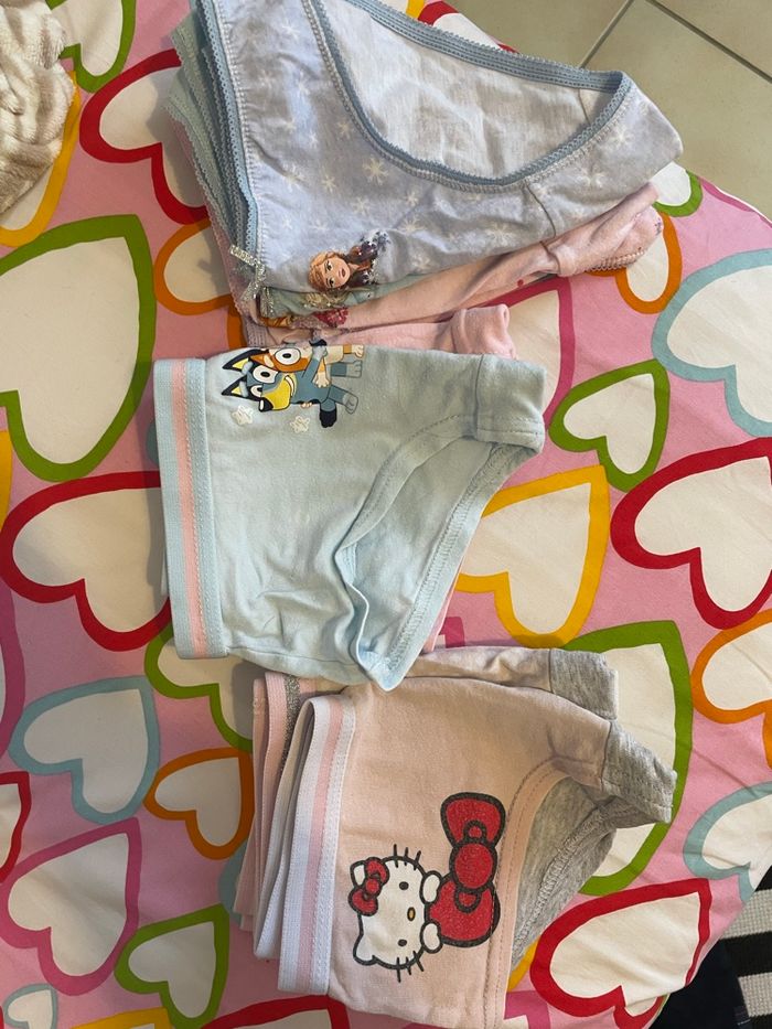 Lot fille 8 ans - photo numéro 7