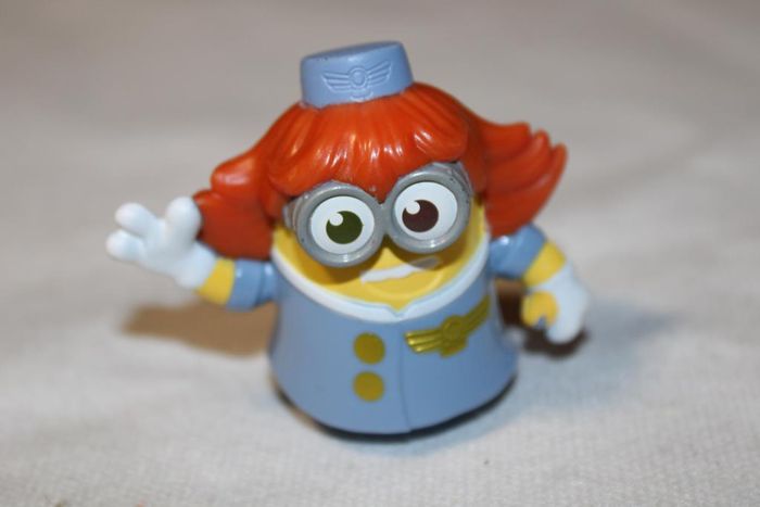 Lot figurines Minion - photo numéro 6