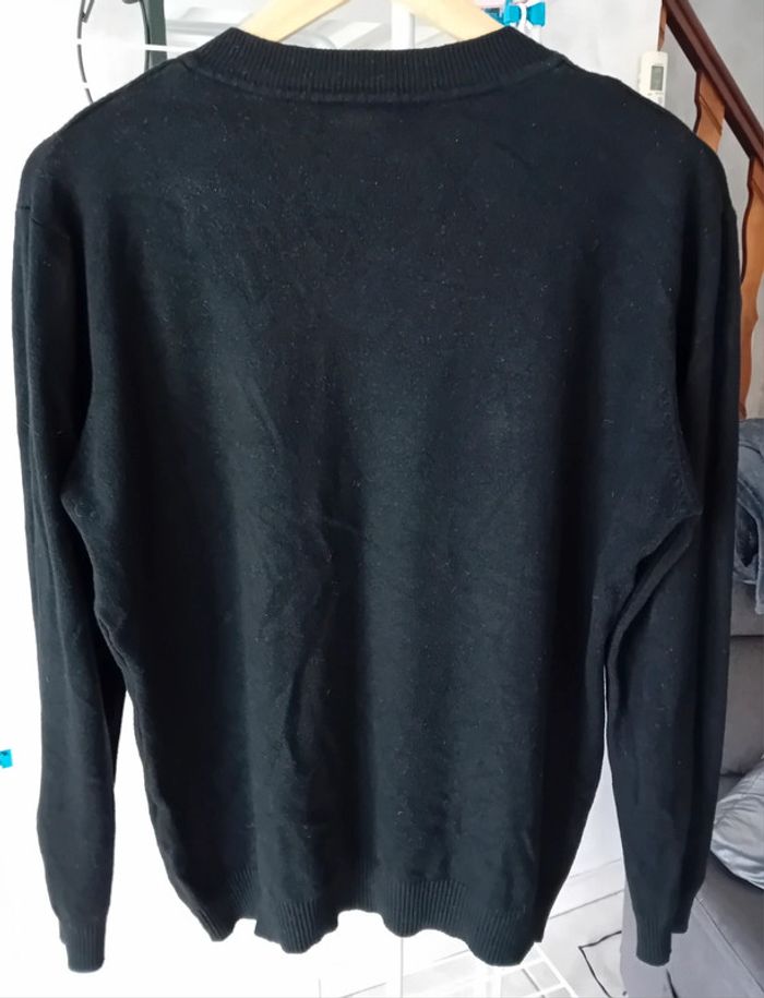 Pull col V noir avec brillant - photo numéro 2