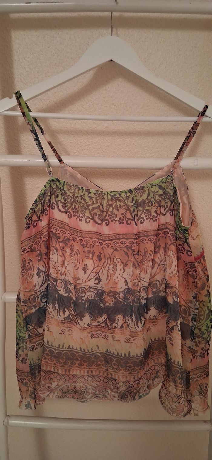Blouses - photo numéro 2