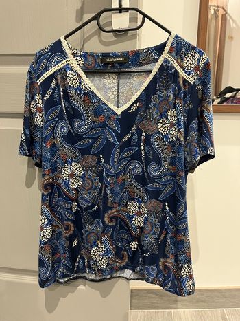 T shirt fleuri col V