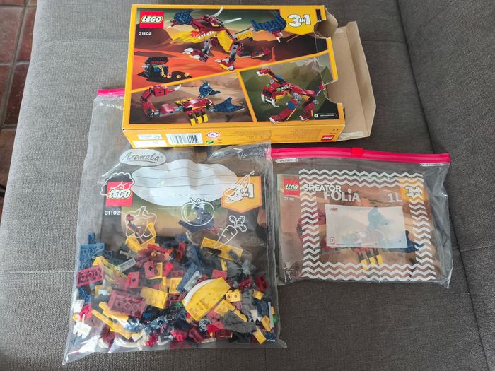 LEGO Creator 31102 : Le Dragon de feu - photo numéro 3