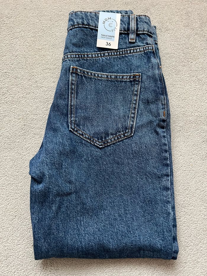 Jean mom taille haute Cache Cache, taille 36, neuf