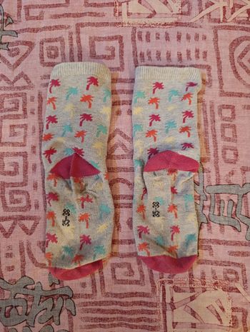 Chaussettes femmes à motifs de palmier