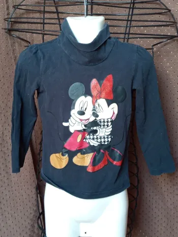 Sous pull disney taille 6ans