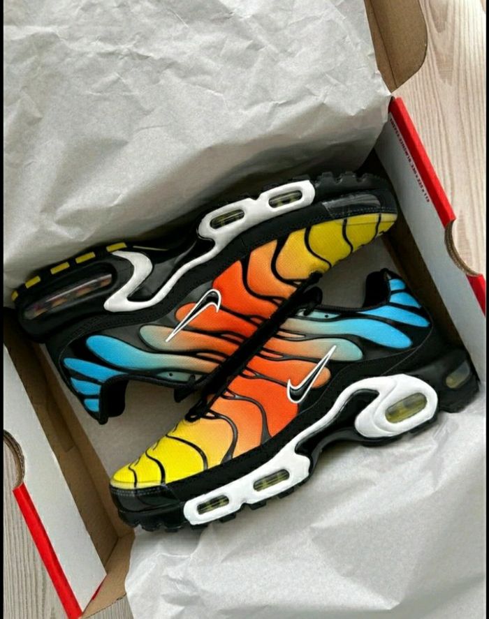 Nike tn multi couleurs 38