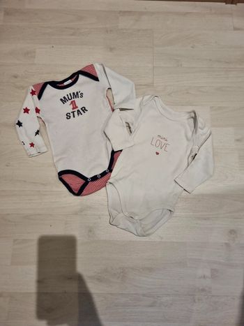 Lot de 2 bodies ML 9 mois