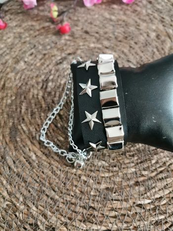 Bracelet punk étoiles et Rivets