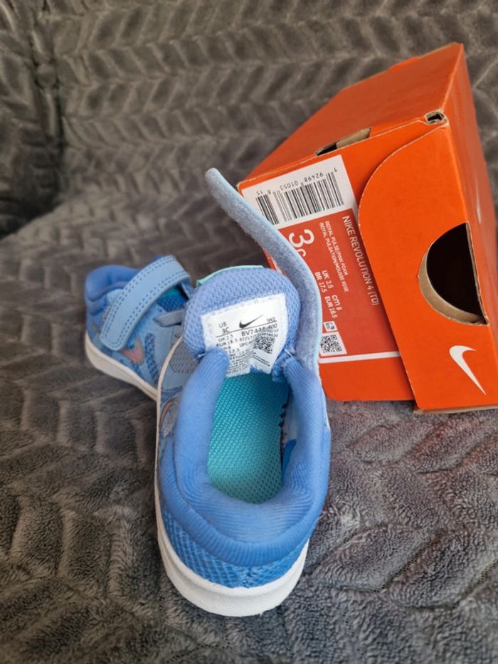 Nike Révolution - photo numéro 5
