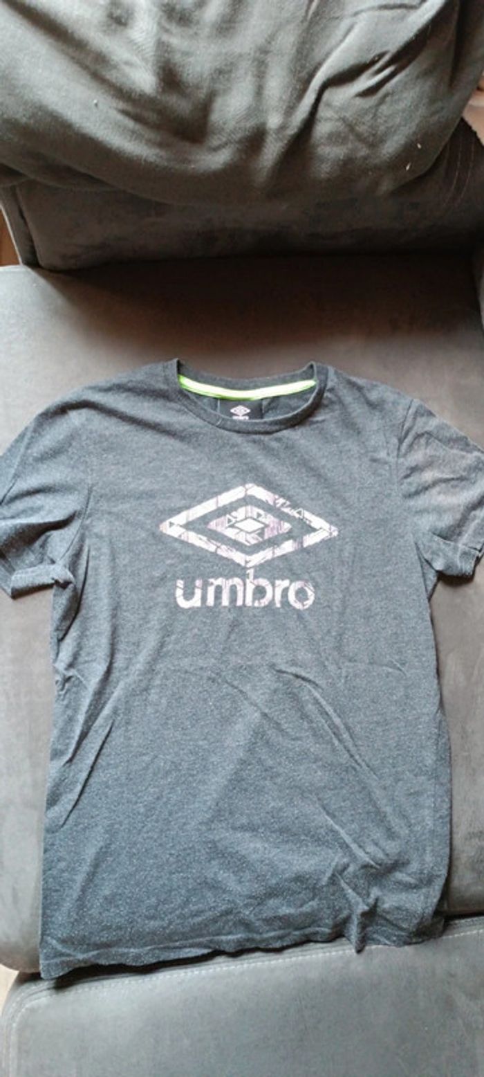 Tee-shirt Umbro 13 ans - photo numéro 4