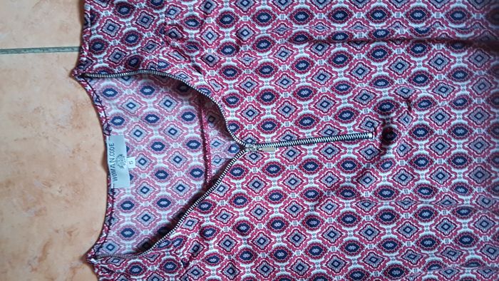 Haut femme 44-46 (5) bordeau à motifs Woman code - photo numéro 2