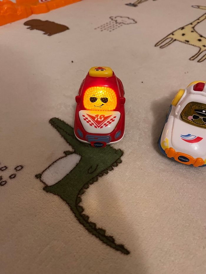 Tut tut bolide x4 - photo numéro 2