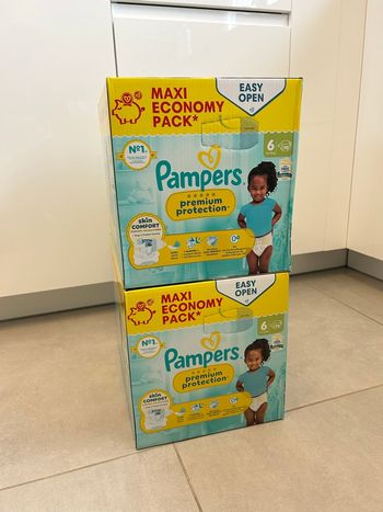 140 couches Pampers premium protection taille 6 