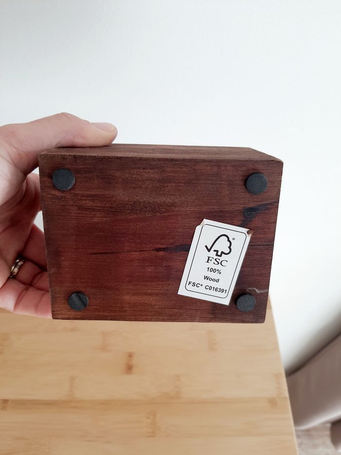 Cache pot en bois - photo numéro 2