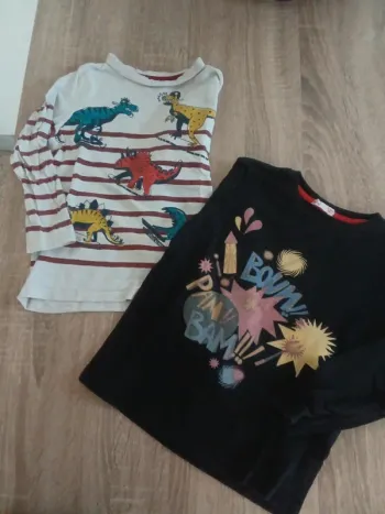 🌹2 tee shirt manche longue du pareil au même 5 ans 🌹