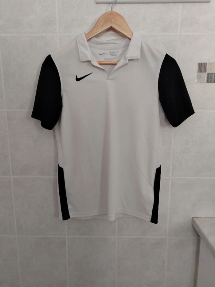 Tee shirt Nike comme neuf
