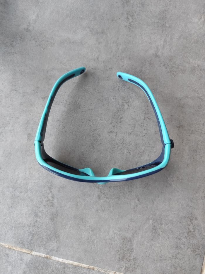 Lunettes de soleil - photo numéro 2