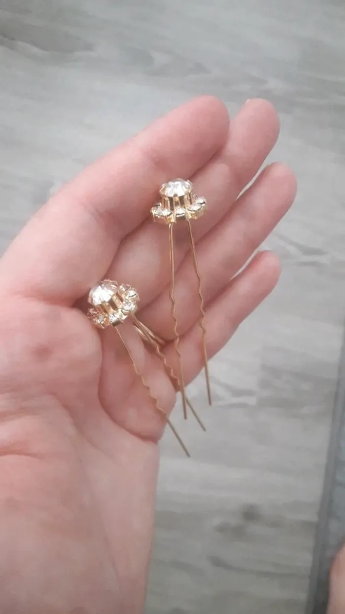 Lot de 2 piques avec strass pour cheveux idéal mariage neuf