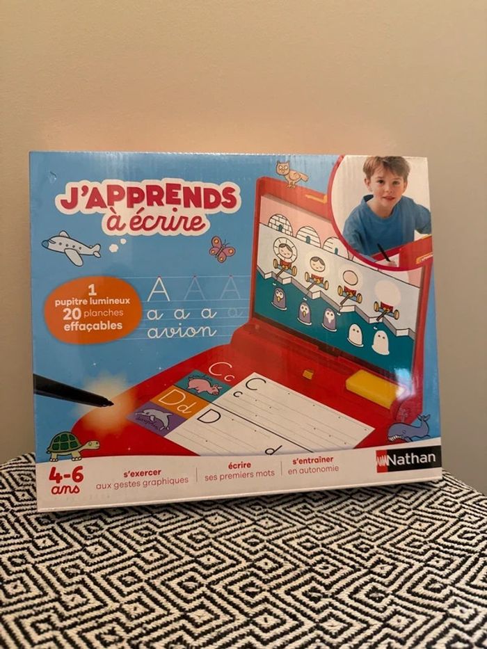 Nathan - Jeu éducatif "J’apprends à écrire"