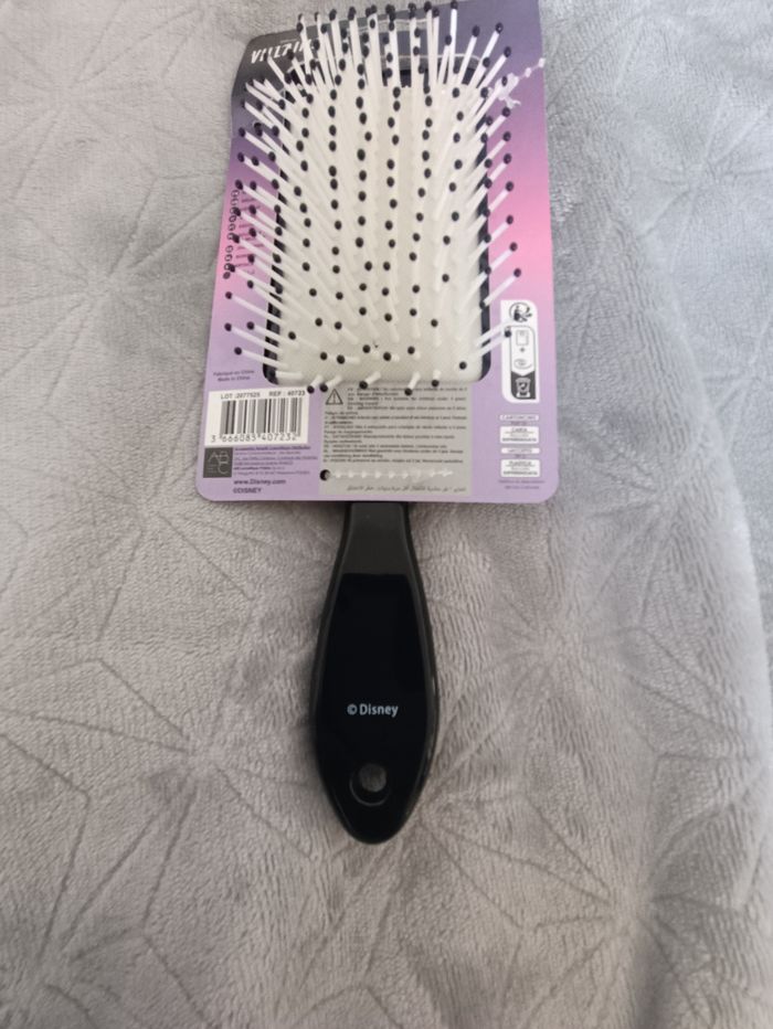 Brosse à cheveux neuve Disney vilains « Cruella » - photo numéro 5