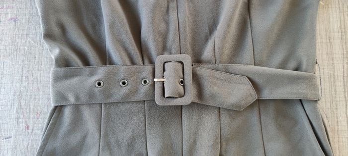 Combinaison femme Squitos taille 38 verte chic ceinturée très bon état - photo numéro 6