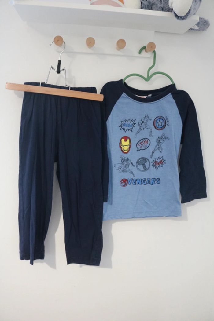 Lot pyjamas garçon 4 ans - photo numéro 2