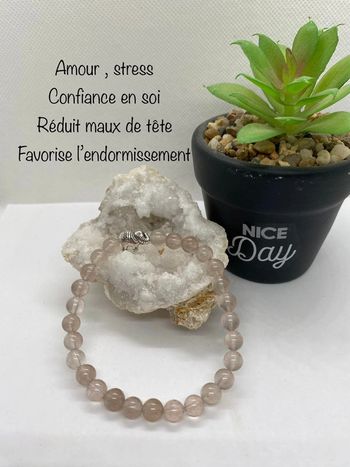 Bracelet quartz fraise et éléphant 19 cm , lithothérapie