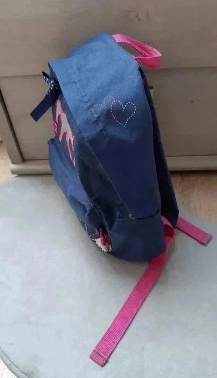 Sac à dos cheval / licorne 37 cm (maternelle) en très bon état - photo numéro 3