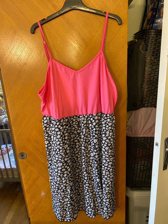 Robe taille 2xl (48)