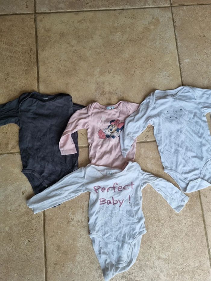 Lot de 4 bodies manche longue 24 mois