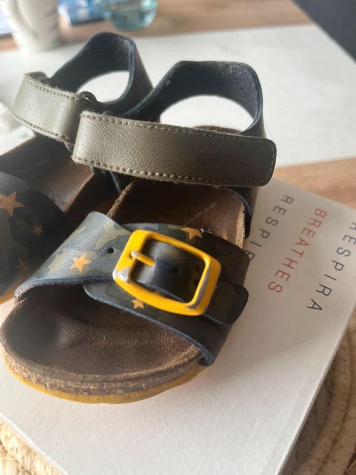 Sandales imprimé camouflage pointure 22 - photo numéro 8